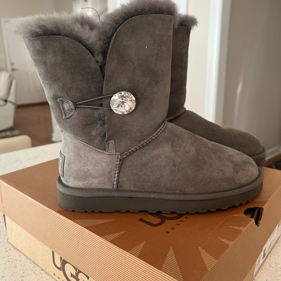 W Bailey Button Bling Boots - Picture 2 of 7